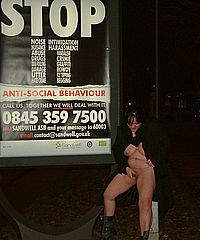 Mature UK Flasher Andrea