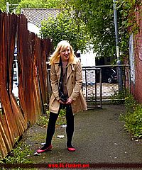 Satine Spark Public Nudity