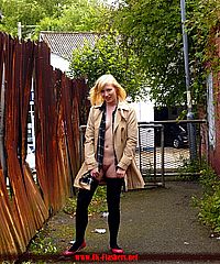 Satine Spark Public Nudity