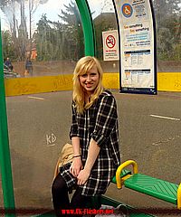 Satine Spark Public Nudity