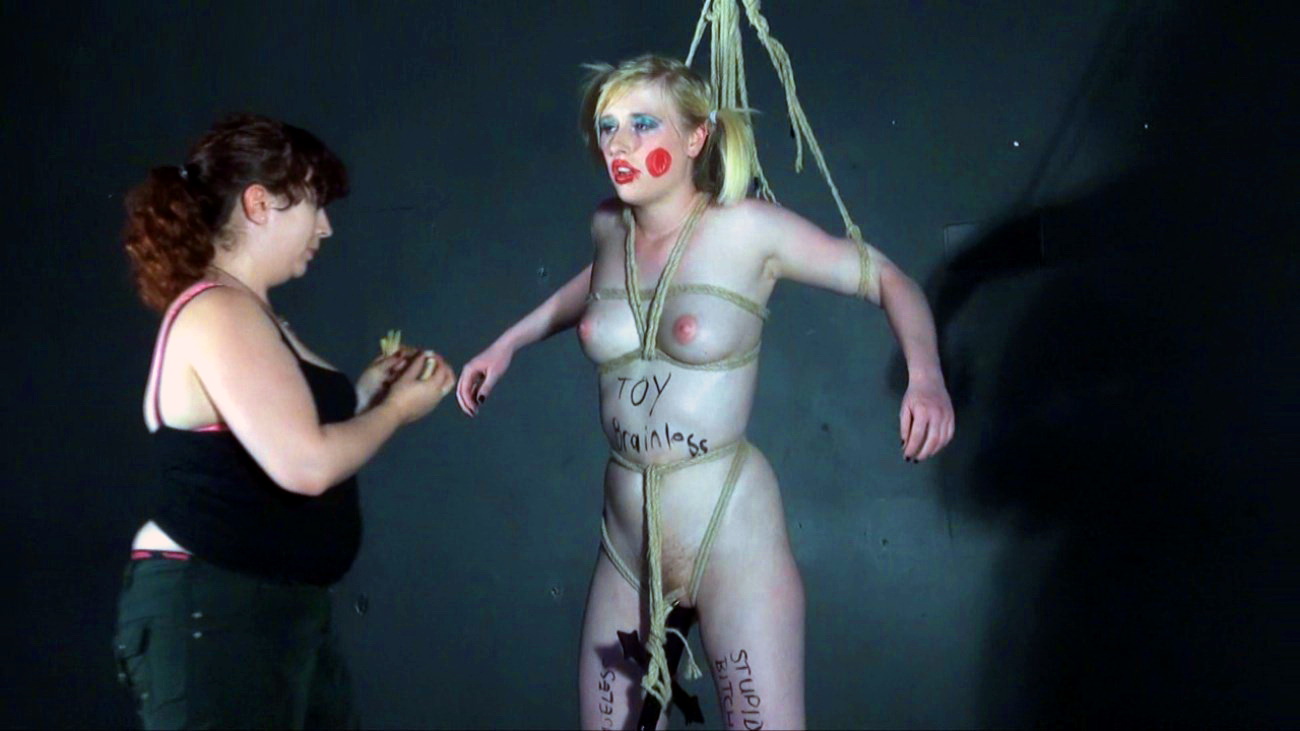 Kinky Lezdomme Fetishes