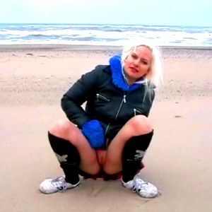 Peeing Beach Flasher