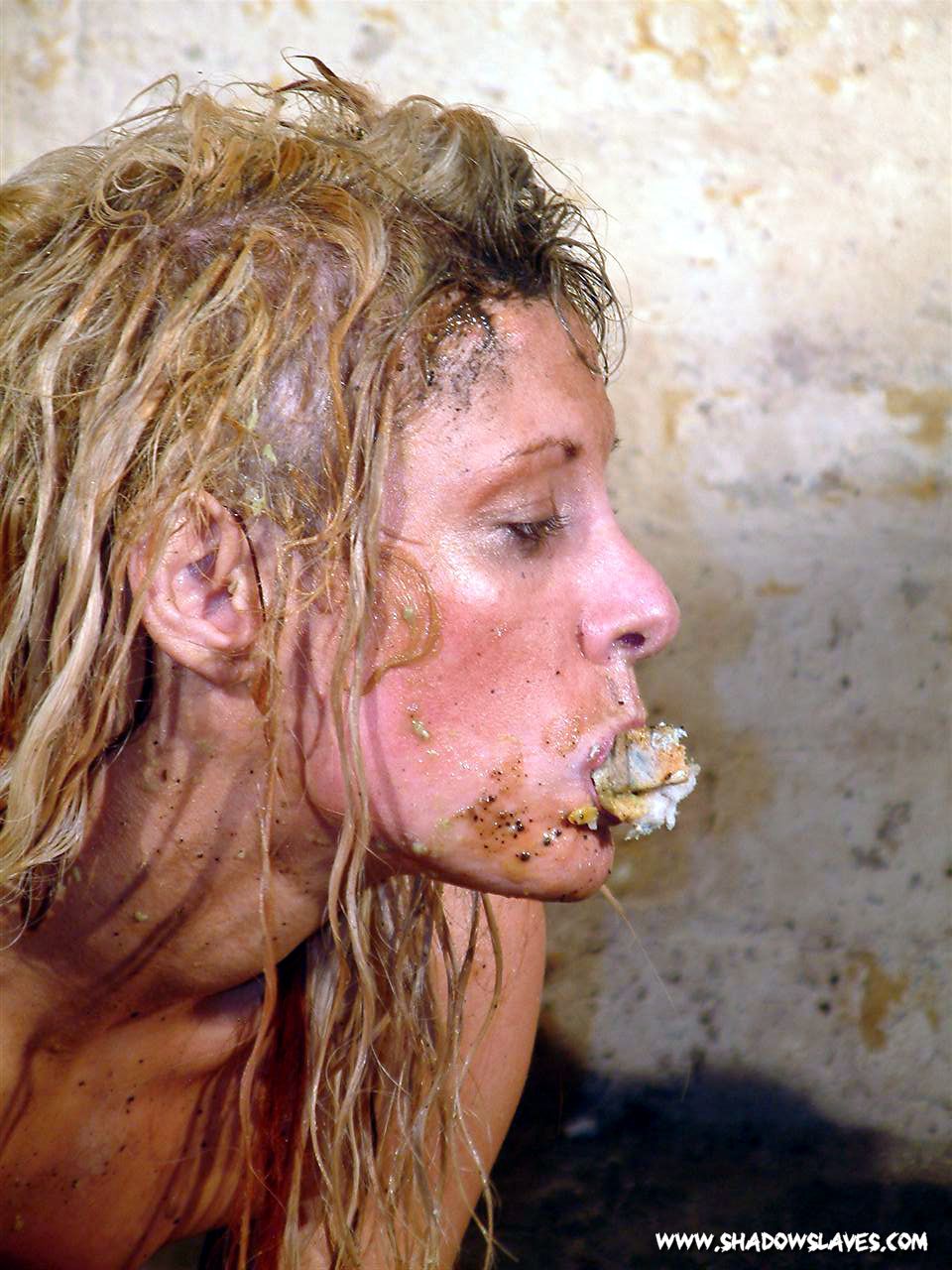 Crystels messy female humiliation and bizarre food in pussy