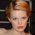 Kinky slavesex and bondage blowjob